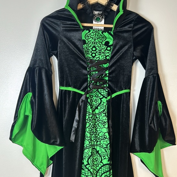 Spirit Black and Green Witch Costume for Kids - Picture 3 of 9